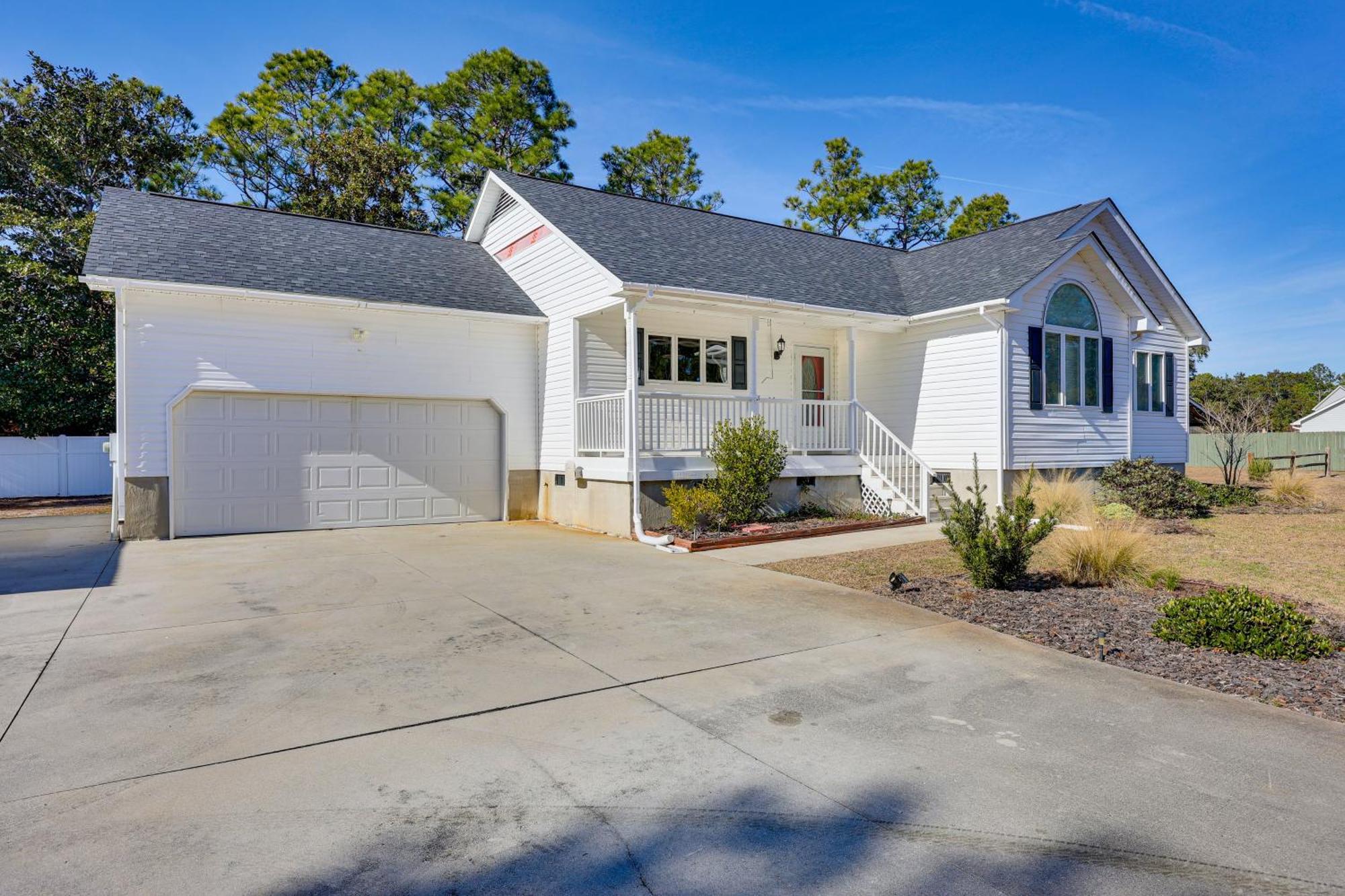 Cape Carteret Home About 3 Mi To Crystal Coast Beaches Exterior foto